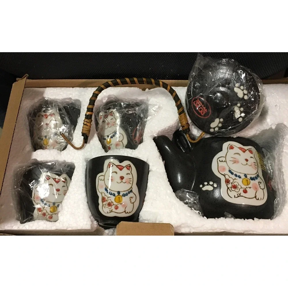 Japanese Maneki Neko Ceramic Black Tea Set Pot and Cups Lucky Charm Cat Serves 4